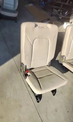 Hyundai Santa Fe Third row seats 