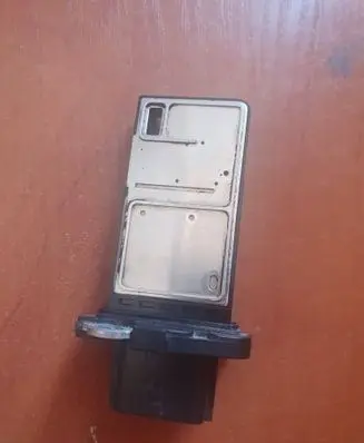 Nissan Pathfinder R51 Mass air flow meter 226807S000