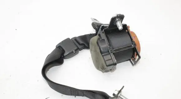 Infiniti Q50 Middle seatbelt (rear) TKKAH0EG626