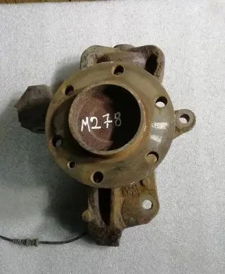 Mercedes-Benz Sprinter W906 Front wheel hub spindle knuckle A9065403917003