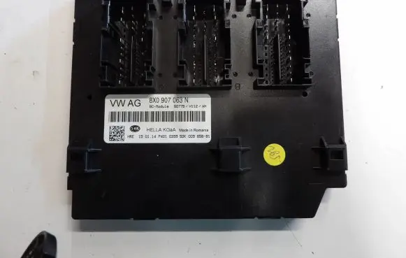 Audi A1 Comfort/convenience module 8X0907063N 5DK00965881
