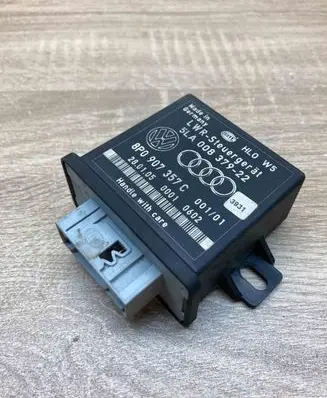 Audi A3 S3 8P Light module LCM 8P0907357C 5LA008379