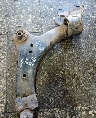 Volvo XC60 Front lower control arm/wishbone