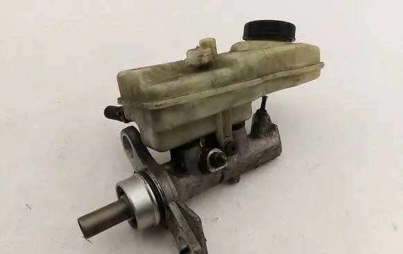 Renault Megane II Brake booster 32067111C