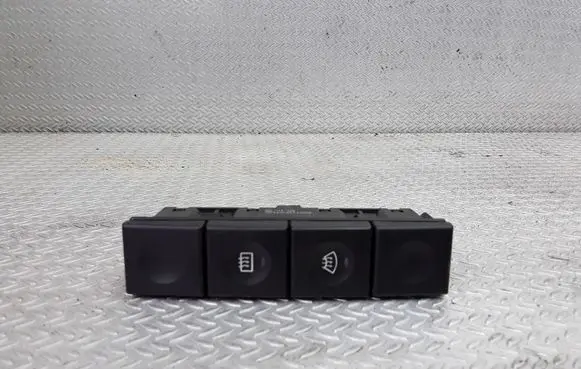 Ford Fiesta Windscreen/window heater switch 2S6T18K574AC