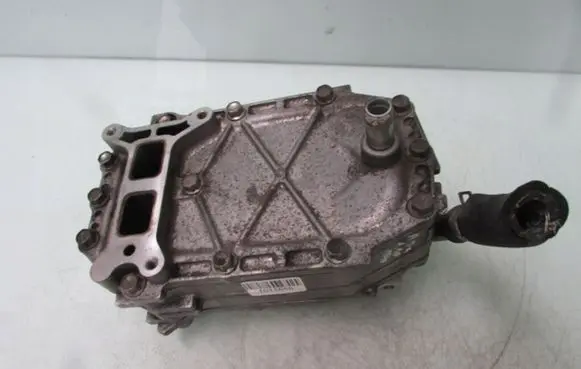 Mitsubishi ASX Oil filter mounting bracket
