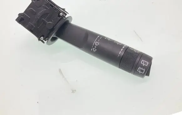 Opel Mokka X Wiper control stalk 95468057