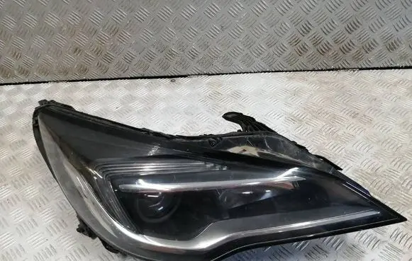 Opel Astra K Headlight/headlamp 39081895 662588537 6519700000000X