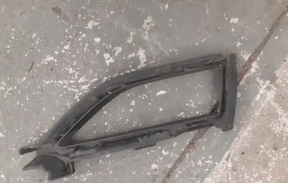 Volkswagen Golf VII Fog light bracket 