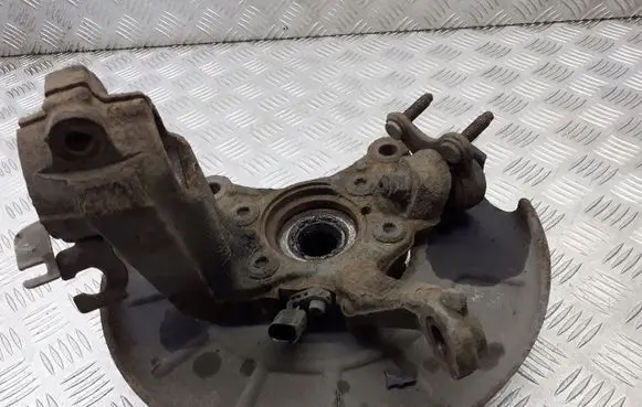Volkswagen Golf V Front wheel hub spindle knuckle