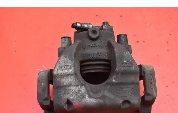 Ford Focus Front brake caliper A426X