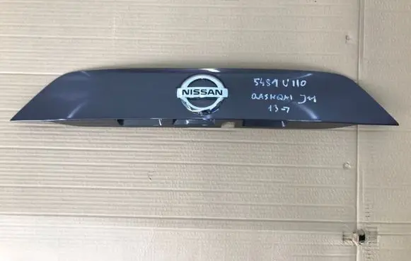 Nissan Qashqai Tailgate/boot lid cover trim 908104ES