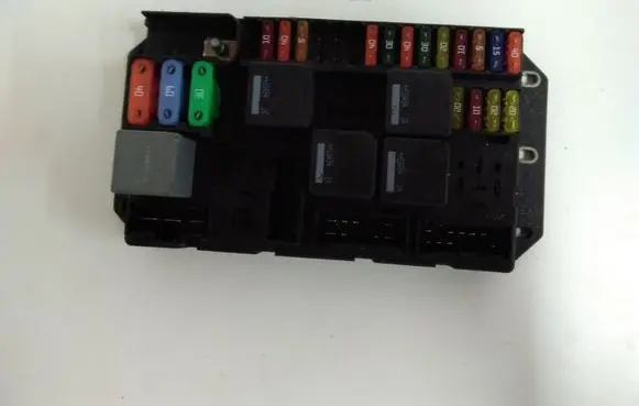 Jaguar XJ X351 Fuse module AW9314A073BC