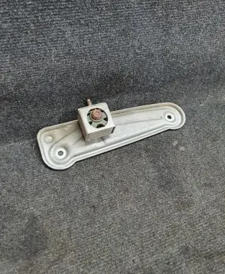 BMW 3 F30 F35 F31 Muffler mount bracket/holder 8632529 8632096