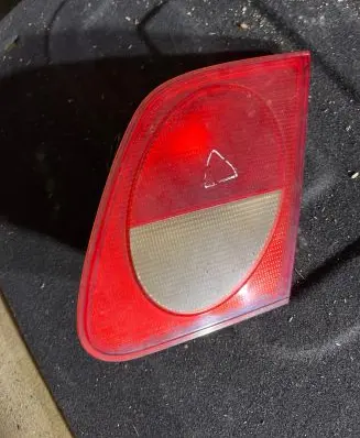 Mercedes-Benz E W210 Tailgate rear/tail lights A2108201064