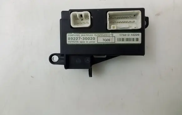Lexus IS 220D-250-350 Other relay 8922730020