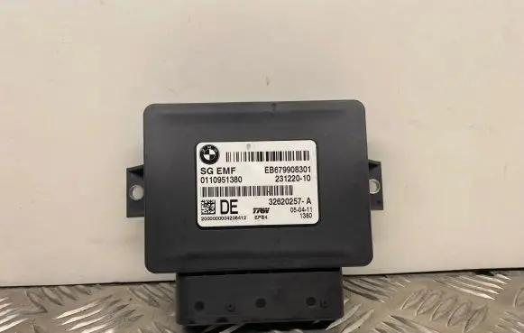 BMW 5 F10 F11 Hand brake control module 6799083 679908301