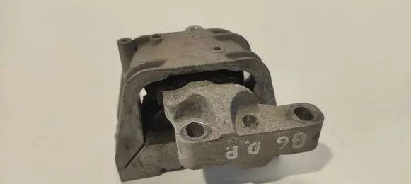 Volkswagen PASSAT B6 Engine mount bracket 1K0199252