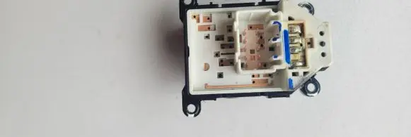 Hyundai i40 Wing mirror switch 39R4801230