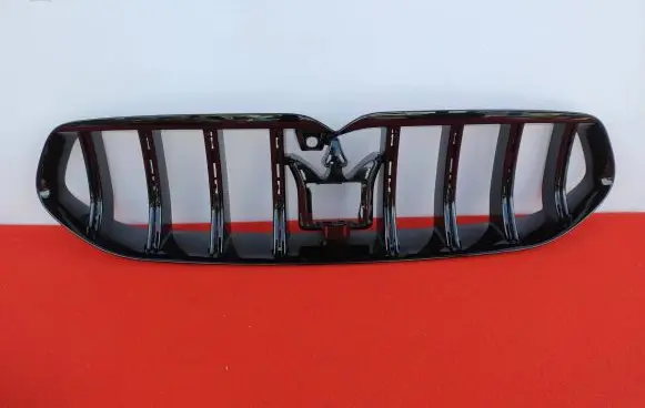 Maserati Grecale Front bumper upper radiator grill 670170829