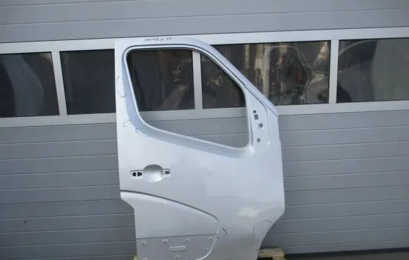 Renault Master III Front door