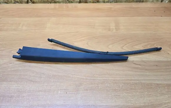 Volvo XC70 Rear wiper blade 