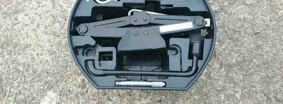 Peugeot 308 Tool set 9655342680