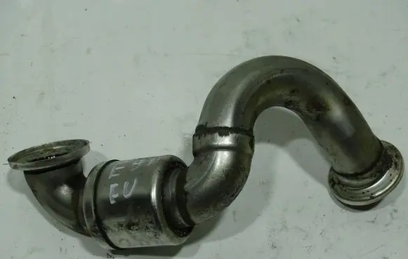 BMW 3 E90 E91 EGR valve line/pipe/hose RURKAEGR