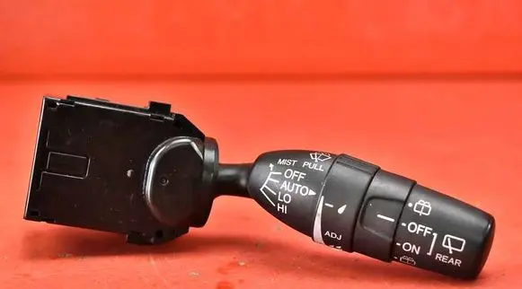Honda CR-V Headlight wiper switch M29843