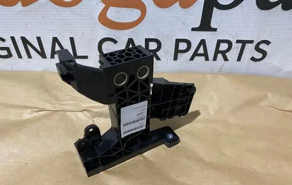 Mercedes-Benz GLC C254 Bottom radiator support slam panel A2546208300