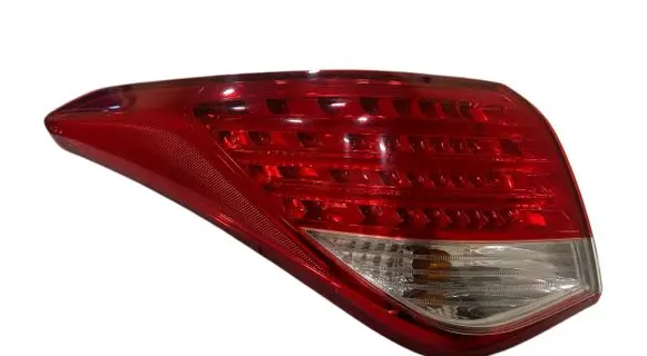 Hyundai i40 Rear/tail lights 924013Z3
