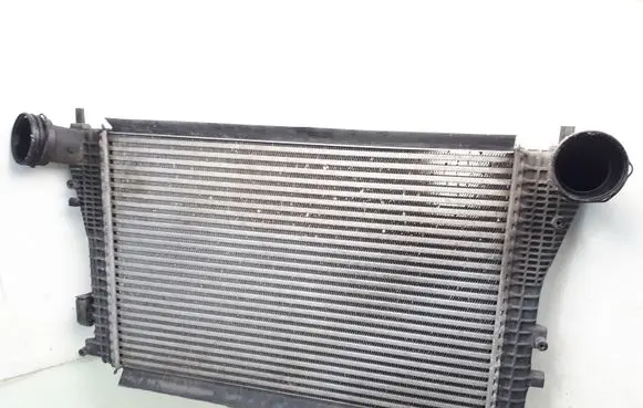Volkswagen PASSAT B6 Intercooler radiator 3C0145805G