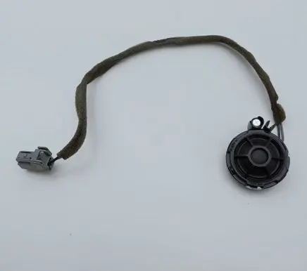 Volvo V50 Front door high frequency speaker 8673066