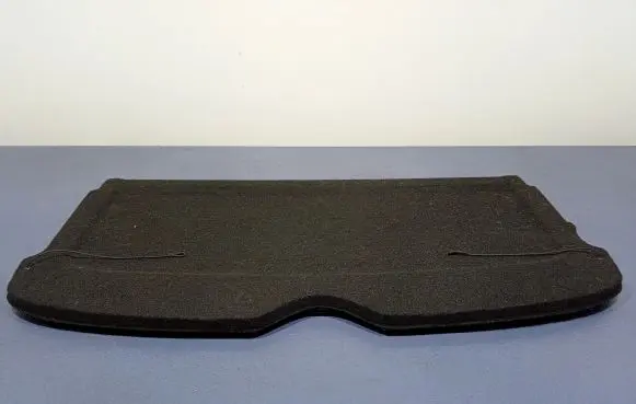 Parcel shelf