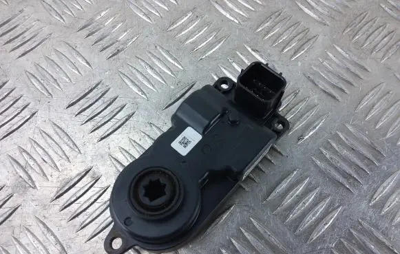 Hyundai i20 (BC3 BI3) Radiator active air flap actuator Q086969000