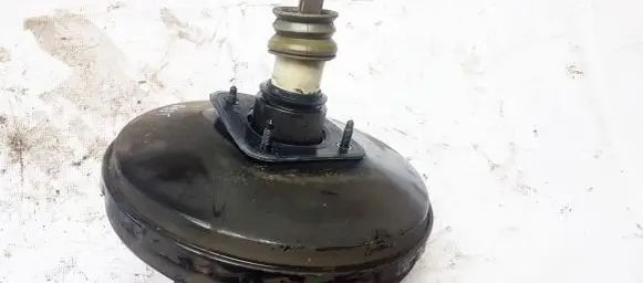Renault Megane I Brake booster