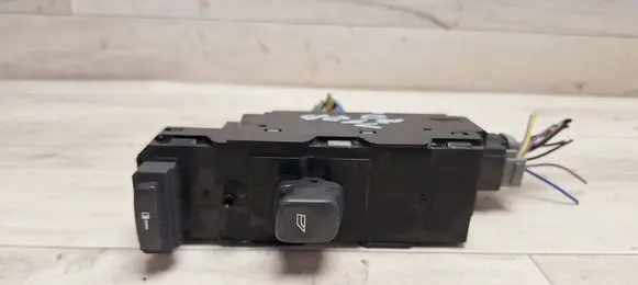 Volvo S80 Electric window control switch 30658117