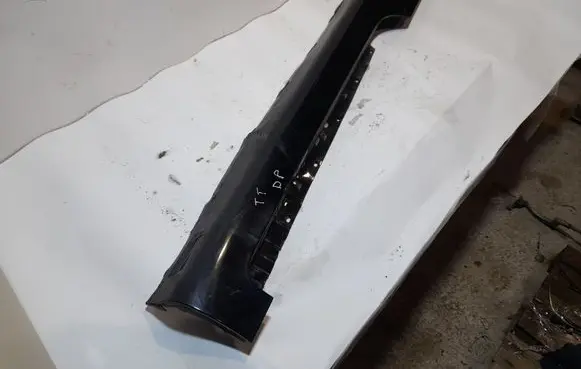 Audi TT TTS Mk2 Sill 8J0853856D