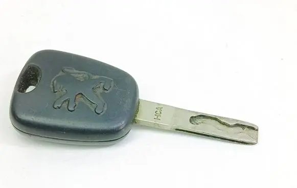 Peugeot 307 Ignition key/card 