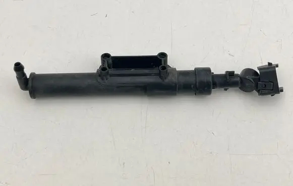 Volvo V70 Headlight washer spray nozzle 31294175