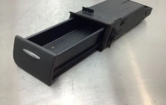 Mercedes-Benz E W211 Dashboard storage box/compartment A2116801952