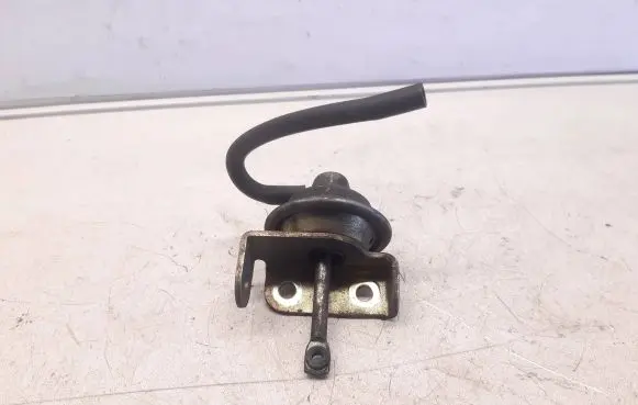Mazda Premacy Vacuum valve 