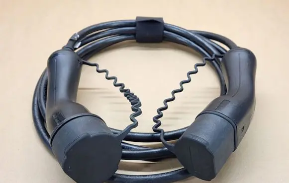 Volvo XC60 Electric car charging cable E3GI32324380