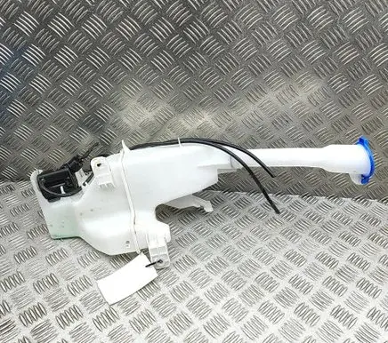Hyundai Kona I Windshield washer fluid reservoir/tank 98610HF000 98610HF100