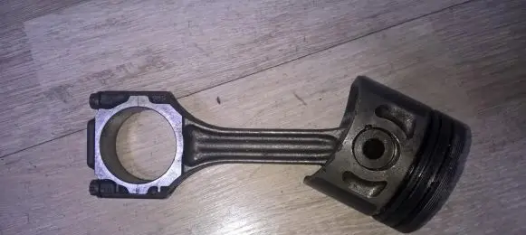 Volkswagen PASSAT B5 Piston with connecting rod 074b bhs