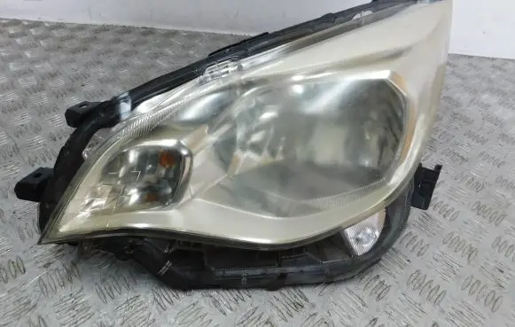 Subaru Trezia Headlight/headlamp