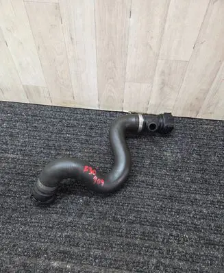 BMW 3 F30 F35 F31 Engine coolant pipe/hose 8667356 17128667356