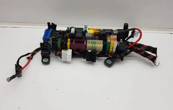 Infiniti Q30 Fuse module A2465400240