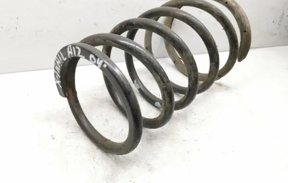 Nissan X-Trail T30 Rear coil spring