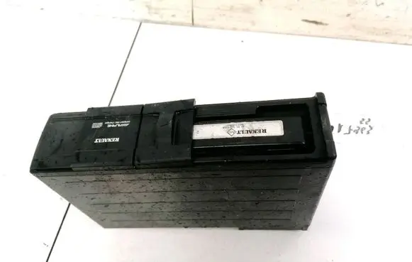 Renault Espace - Grand espace IV CD/DVD changer 8200207100